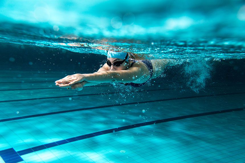 Pratiquer la natation pour maigrir plus vite