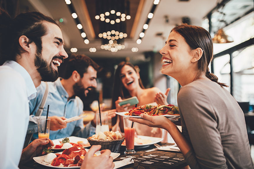 Votre nouvelle alimentation autorise les sorties au restaurant